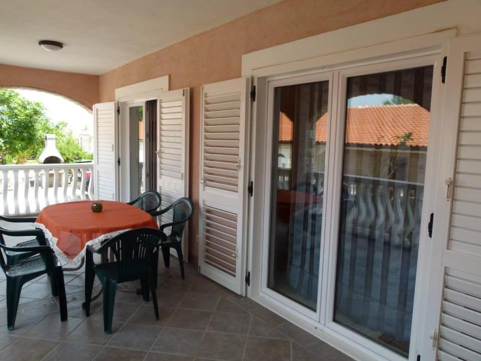 Apartmani Ivanic فير المظهر الخارجي الصورة