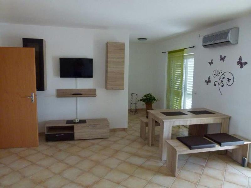 Apartmani Ivanic فير المظهر الخارجي الصورة