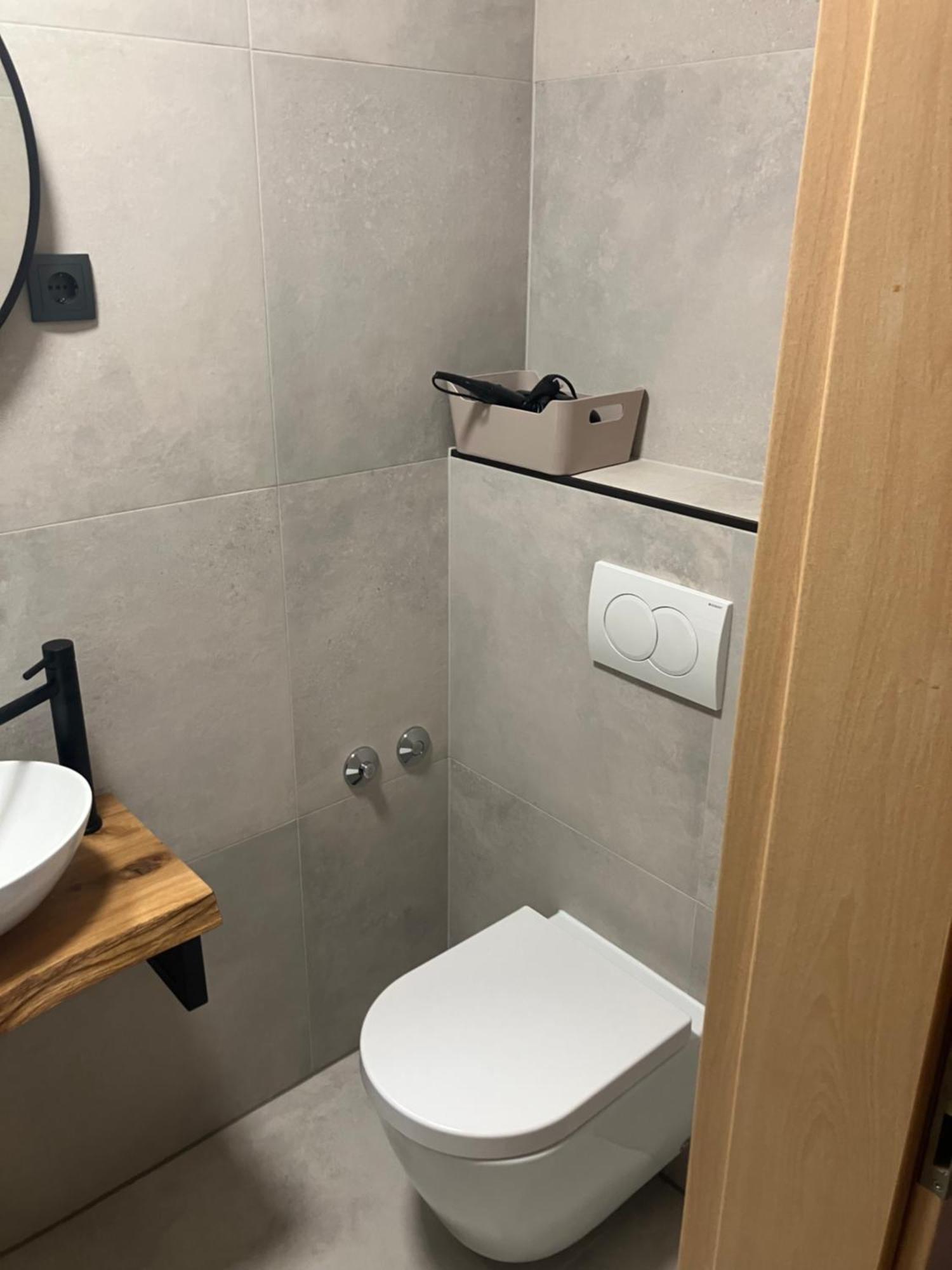 Apartmani Ivanic فير المظهر الخارجي الصورة